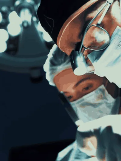 Dr. Ricardo Almeida, otorrinolaringologista